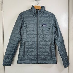 Patagonia women’s nano lightweight puffer full zip jacket in Gray? Blue?  S